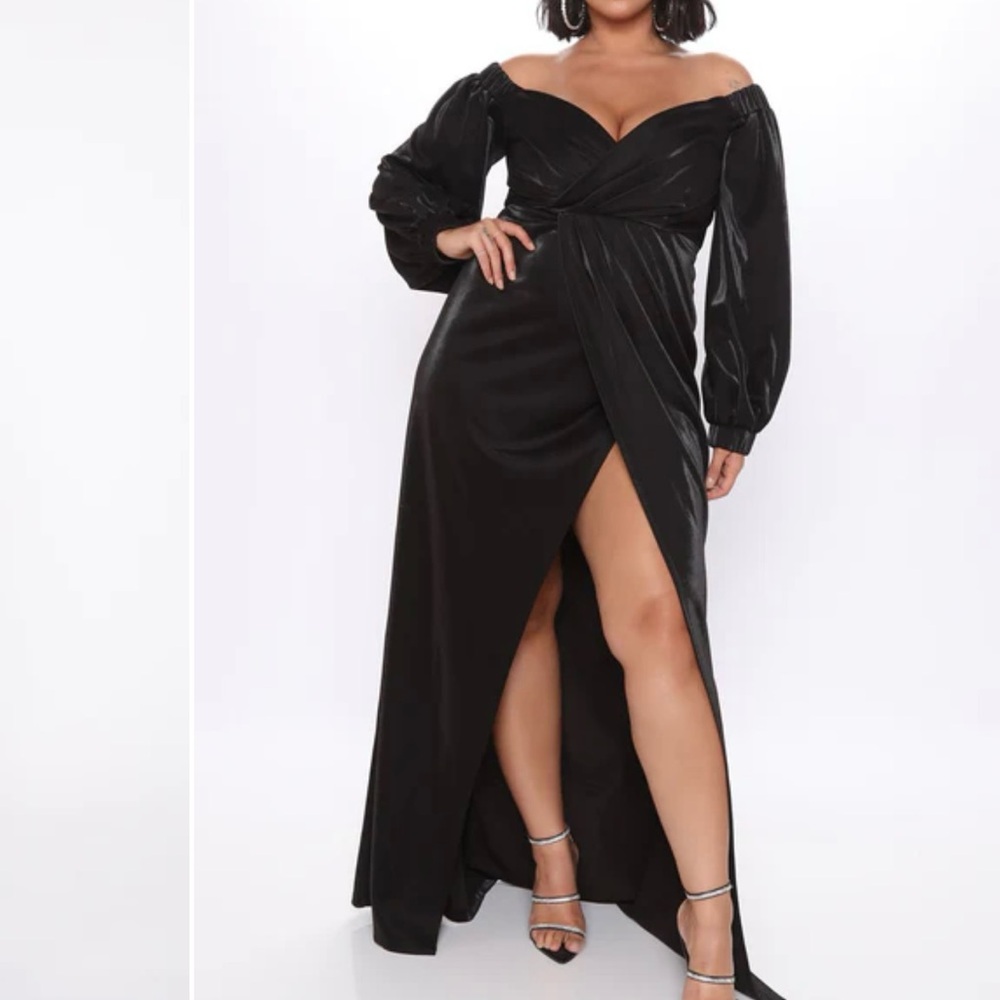 Elegant Black Off-Shoulder Maxi Dress